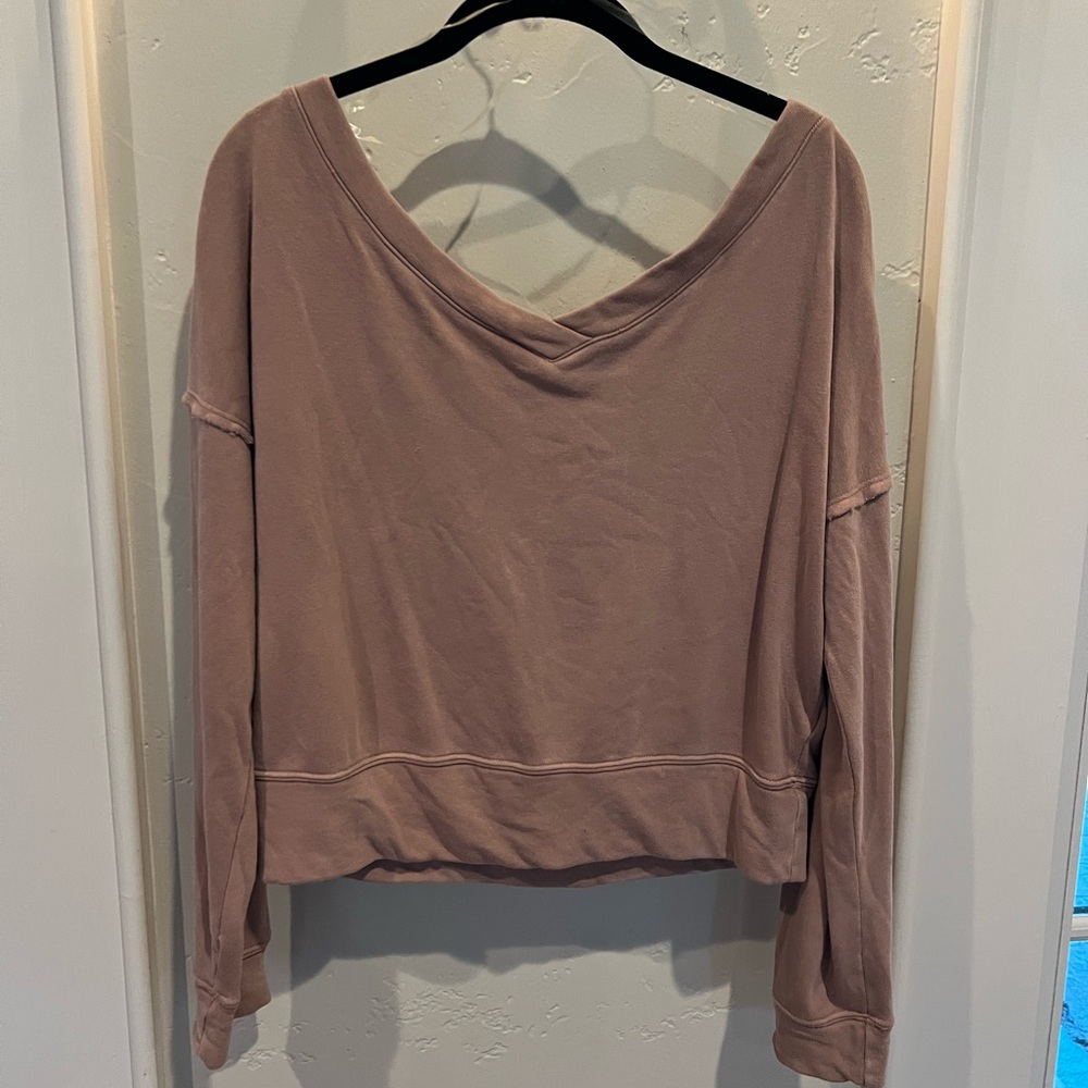 Off the shoulder long sleeve